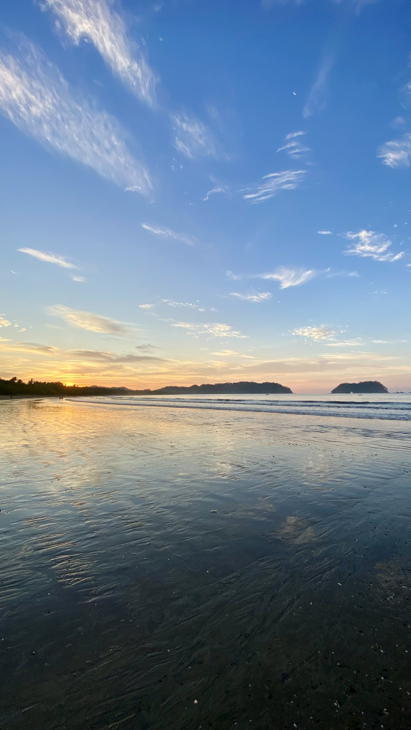 Sunrise Yoga in Playa Sámara